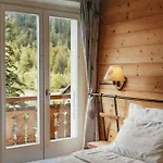 Du Glacier Otel