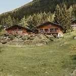 Du Glacier 3*